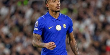 New Time-Wasting Rule Makes Chelsea Wait Longer to Complete Substitution